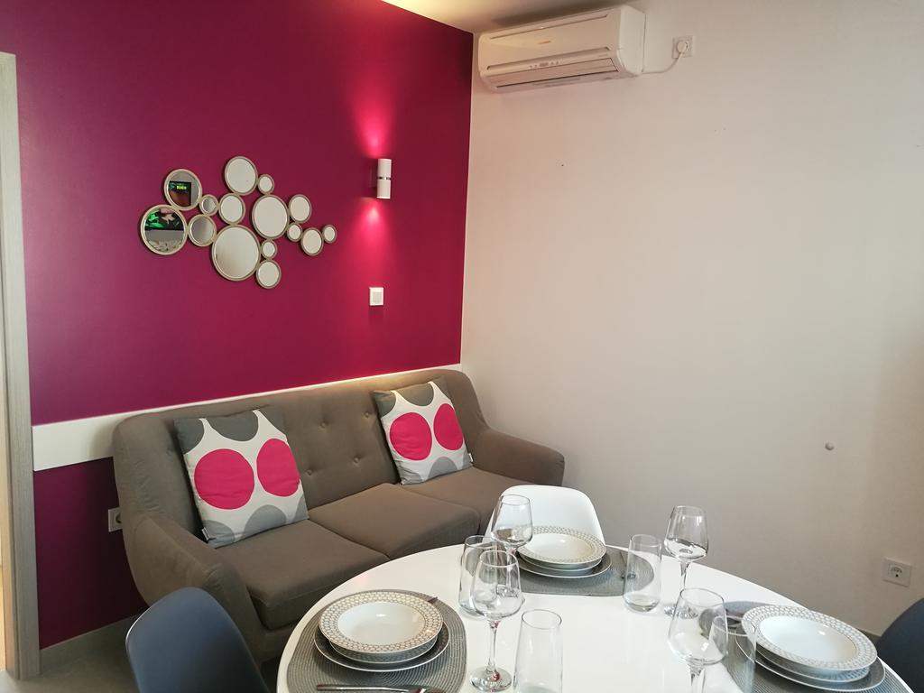 Apartments Benika Бол Екстериор снимка