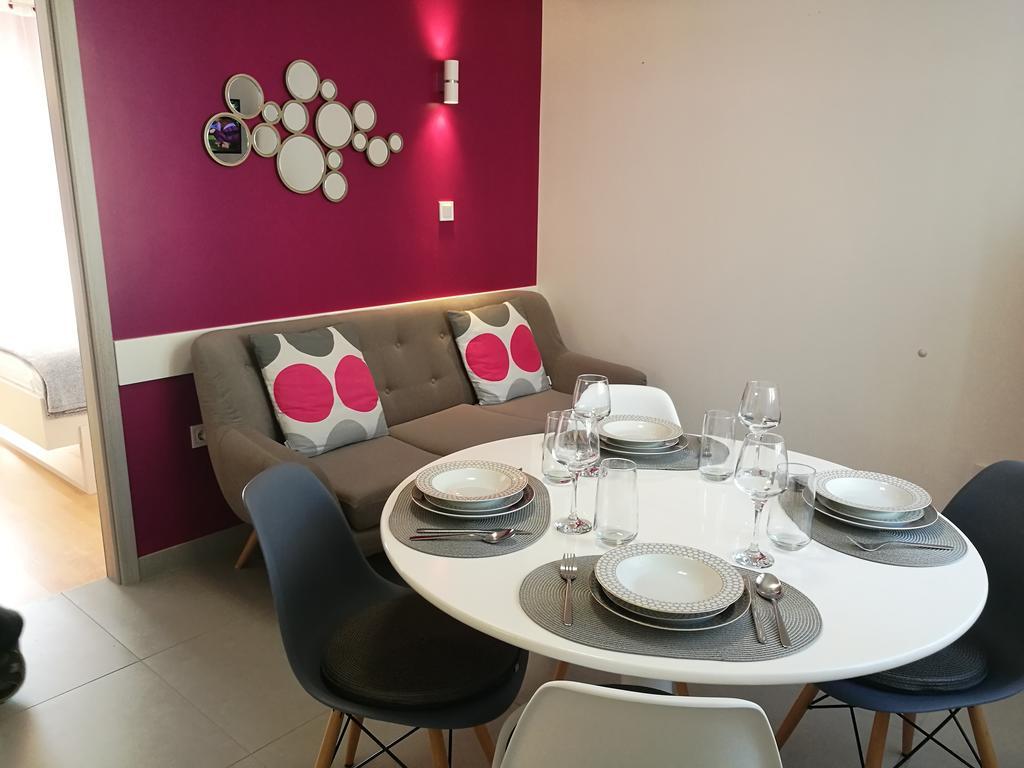 Apartments Benika Бол Екстериор снимка